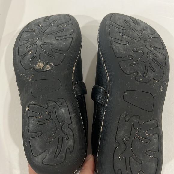 Black BOC Clogs - Picture 4 of 5